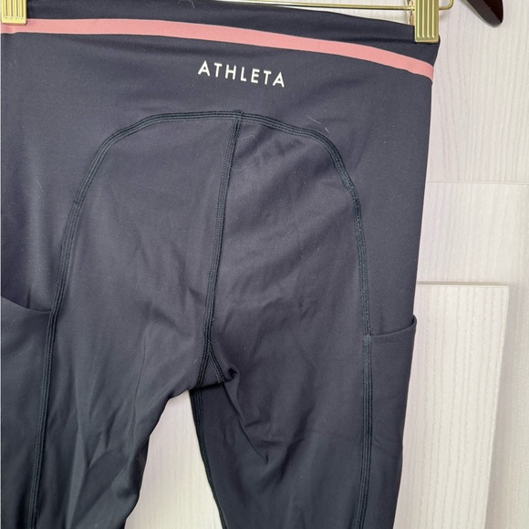 Athleta 7/8 stash tights - Picture 4 of 7
